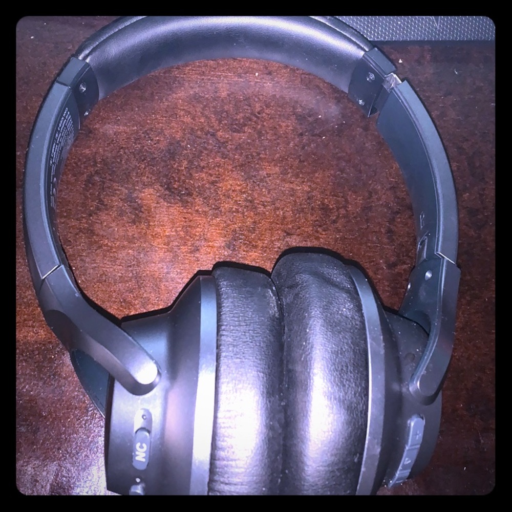 Anker Soundcore Q20 Over-ear Headphones